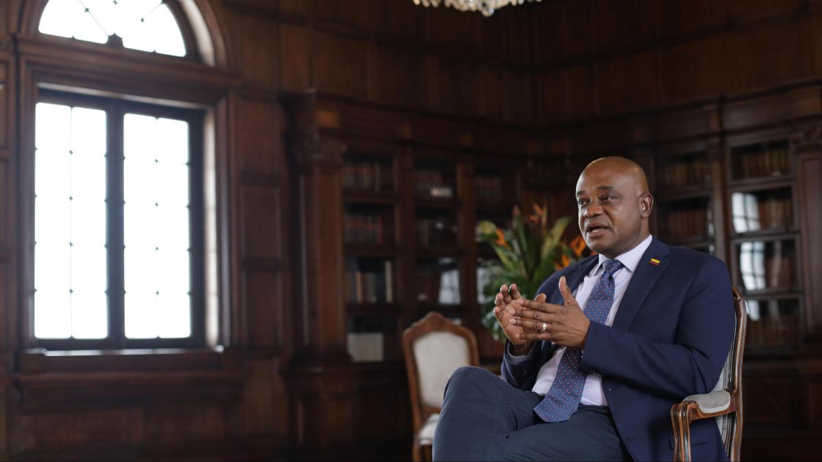 Canciller Murillo tendrá que citar cada dos meses a la Comisión Asesora de Relaciones Exteriores, de lo contrario podría incurrir en desacato