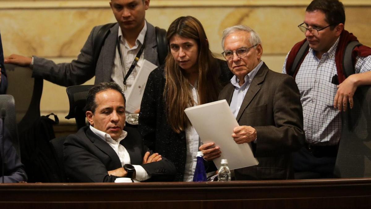 El secretario del Senado, Gregorio Eljach, concluye que el monto del presupuesto del 2025 fue negado