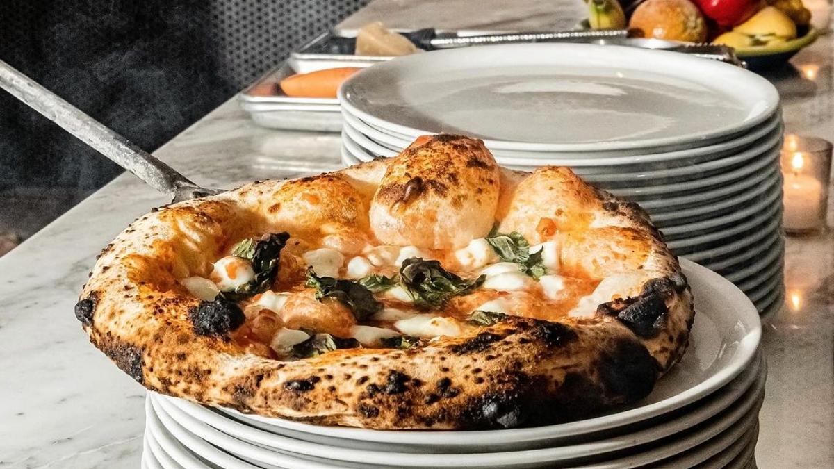 La pizzería de Nueva York que fue elegida como la mejor del mundo