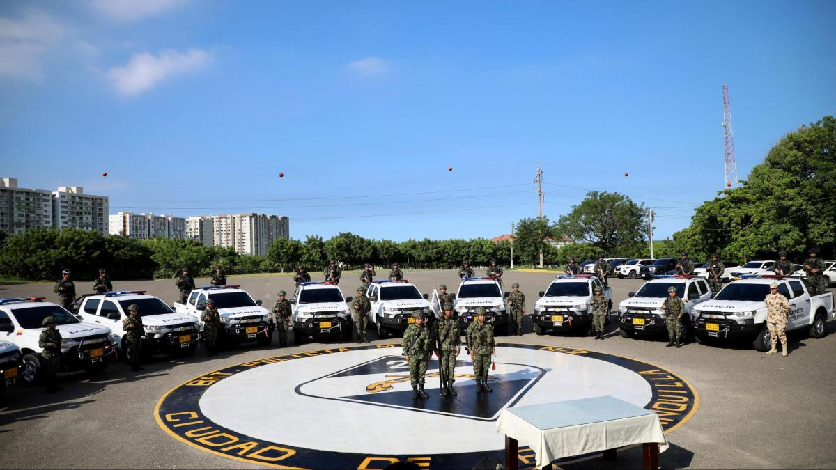 Refuerzan la seguridad en Barranquilla: Segunda Brigada del Ejército Nacional recibe 10 nuevas camionetas