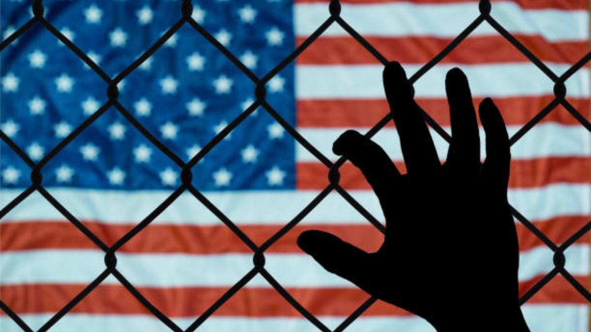 ¿Qué pasa si no firmo mi deportación? Tenga mucho cuidado, podría ser grave