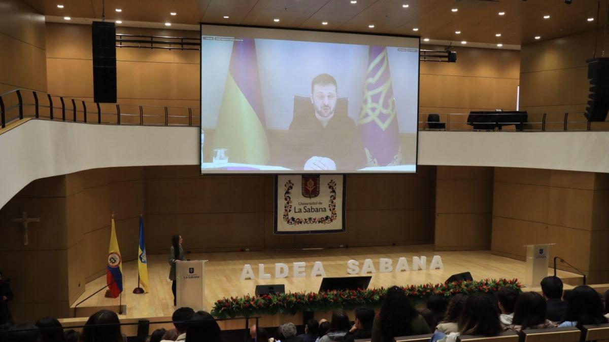 ‘Colombia puede hacer contribuciones significativas en una segunda cumbre de paz’: Volodimir Zelenski, presidente de Ucrania