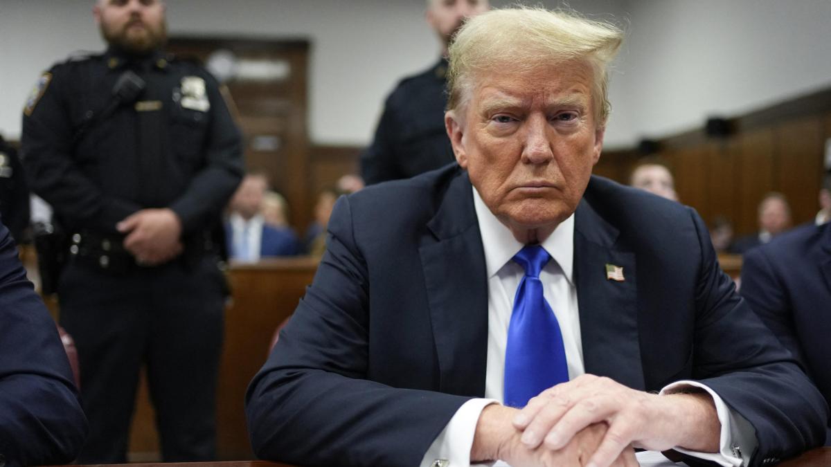 Juez retrasa, sin fecha, la sentencia del juicio penal de Donald Trump por el caso Stormy Daniels en Nueva York