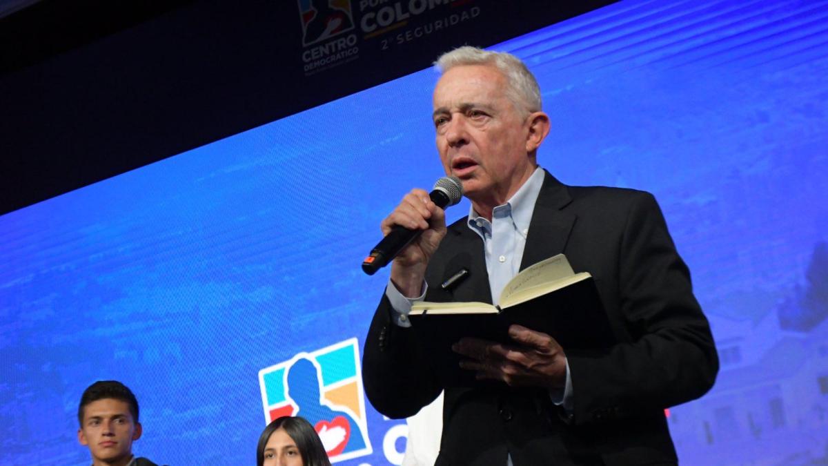 Álvaro Uribe se pronuncia sobre 'la Escombrera' y la JEP: 'que no se haga política con la justicia'
