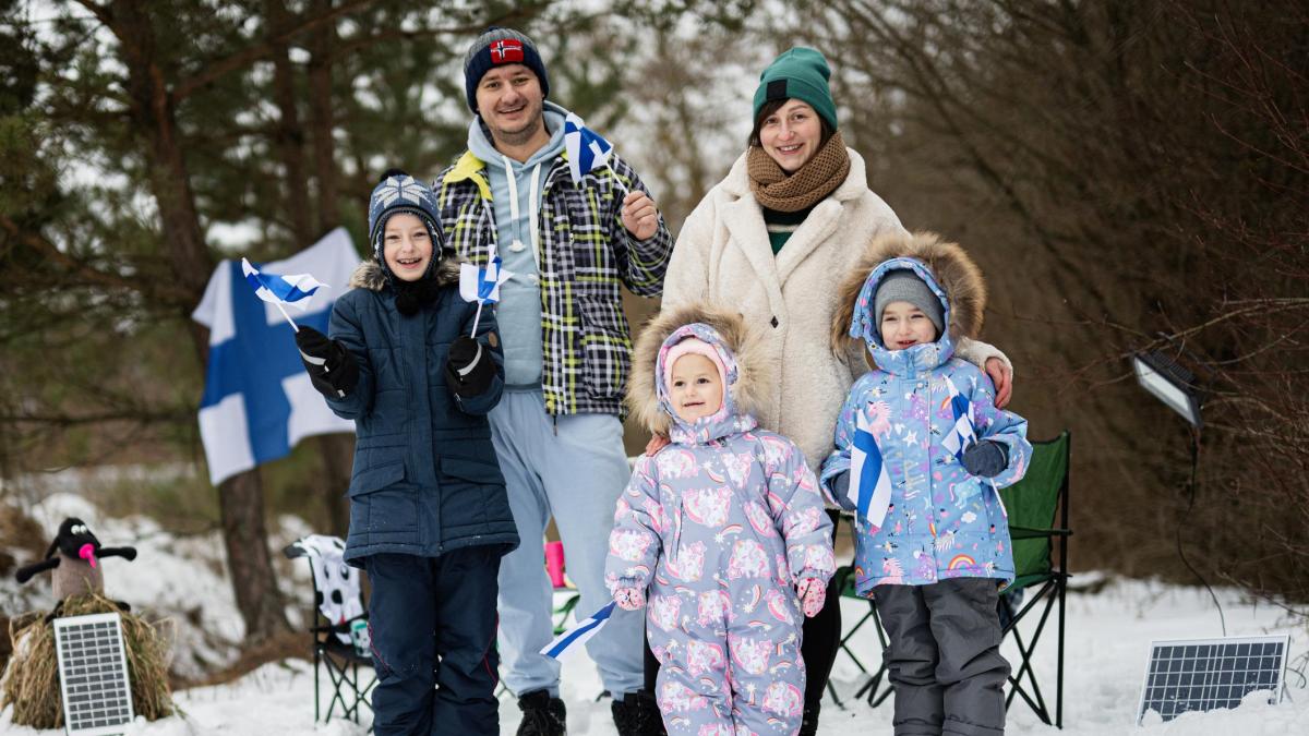 Informe Mundial de la Felicidad 2025: ¿qué hace a Finlandia el país más feliz del mundo?