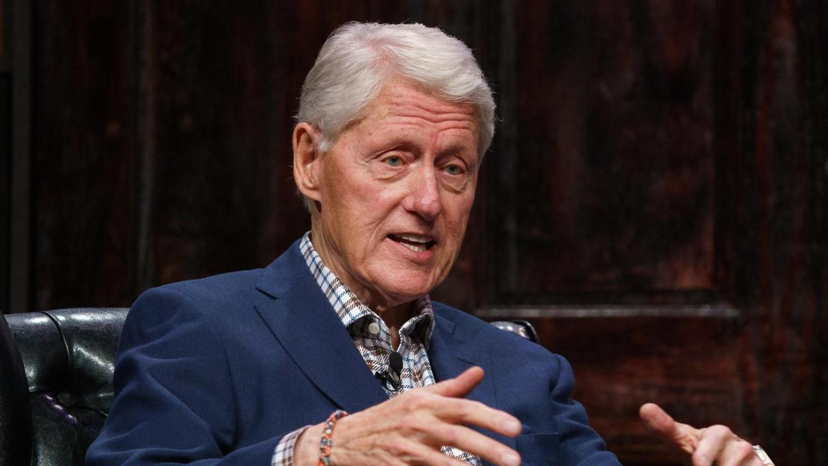 El expresidente de EE. UU. Bill Clinton es dado de alta tras ser ingresado de urgencias