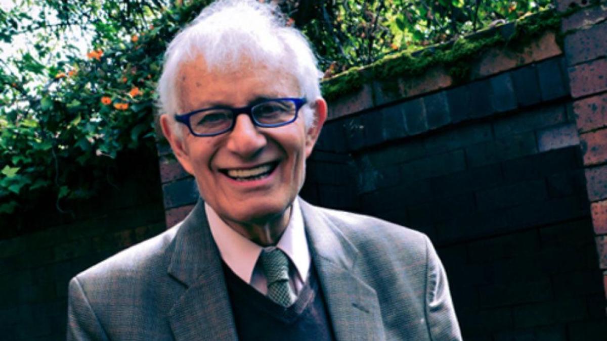 Murió Enrique Santos Molano: así fue la vida del historiador y periodista que construyó la paz