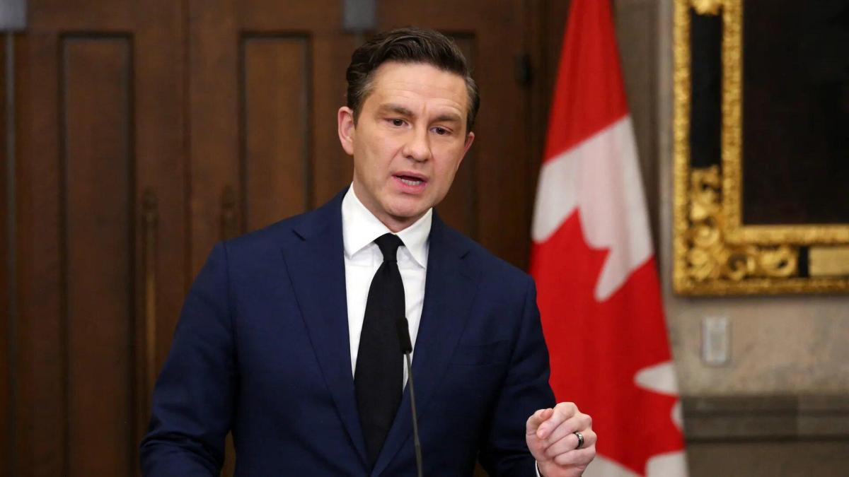 ¿Quién es Pierre Poilievre, el líder que puede llegar al poder en Canadá y que comparan con Trump?