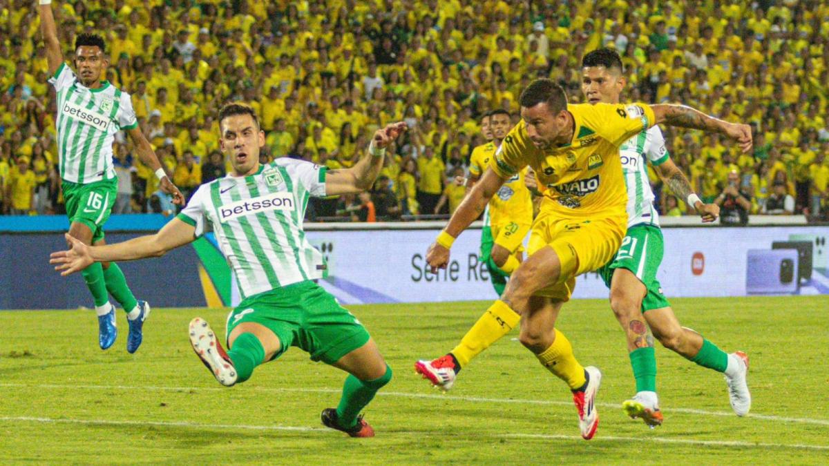 Bucaramanga Wins Super League