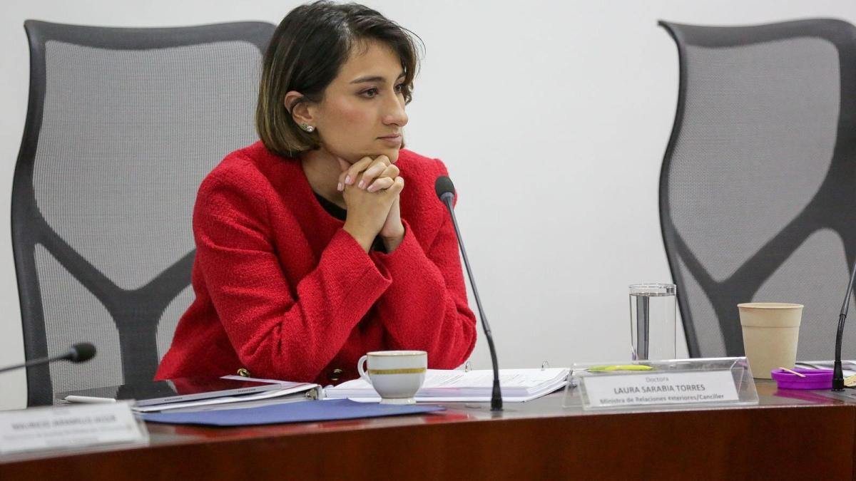 Foreign Minister Sarabia Demands Elkana Bohbot’s Release