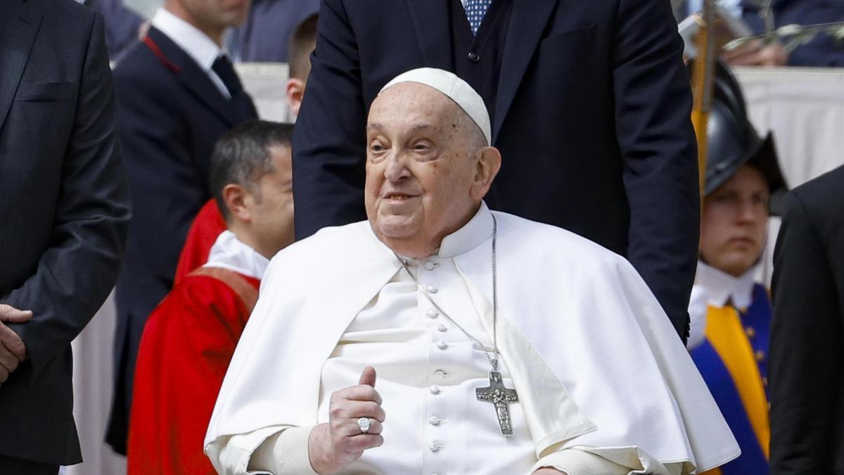 El papa Francisco no acude a la misa Crismal, pero se le espera en la cárcel romana de Regina Coeli