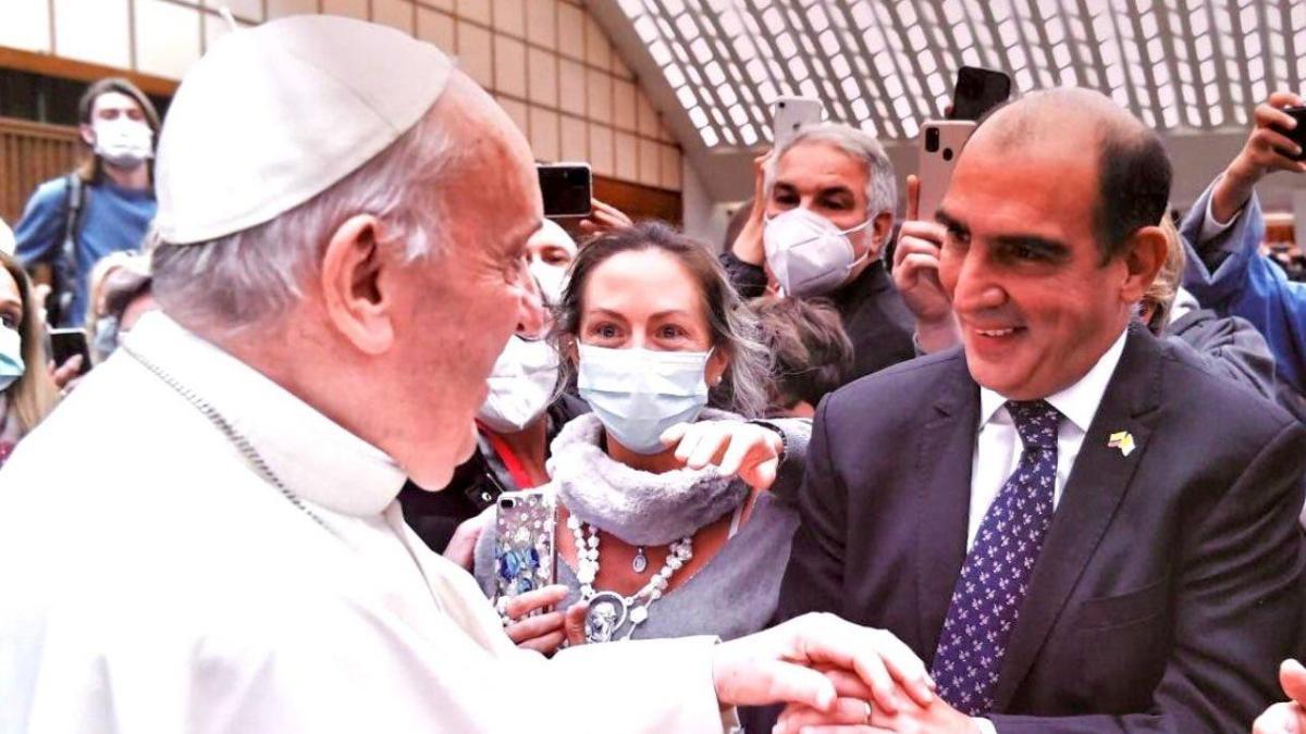 'El papa Francisco se preocupó por Colombia para que dejáramos atrás los odios': exembajador ante el Vaticano