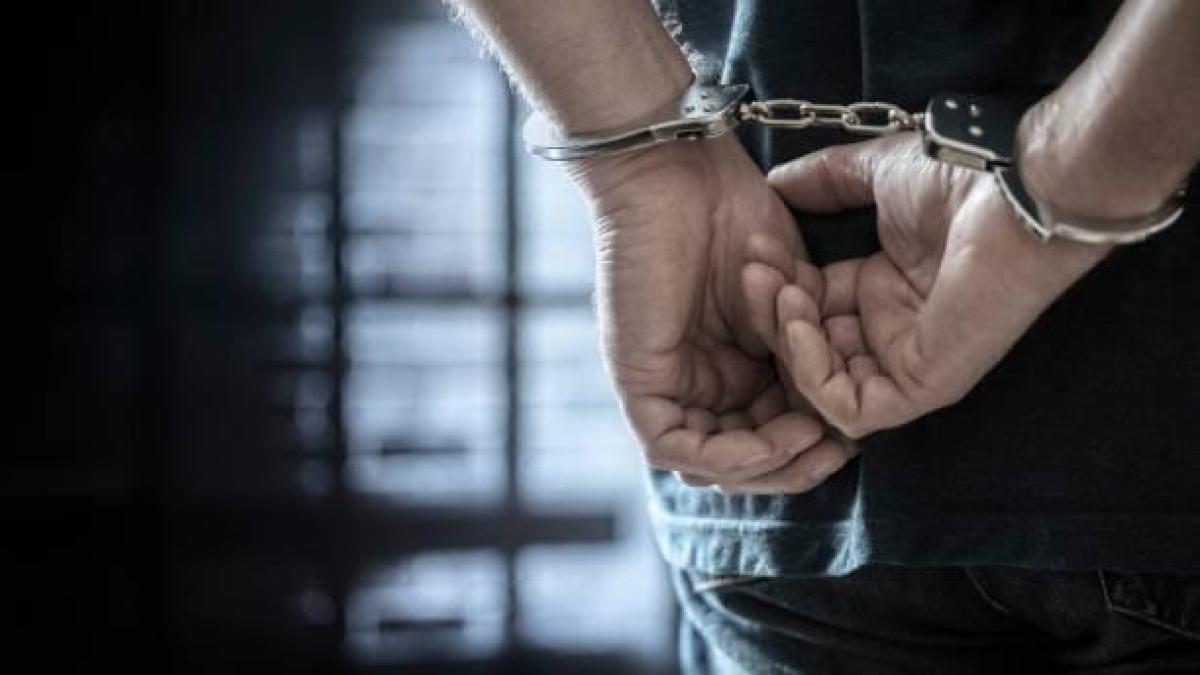 Advierten que ICE sí está haciendo detenciones en los juzgados: lo que causará en los migrantes