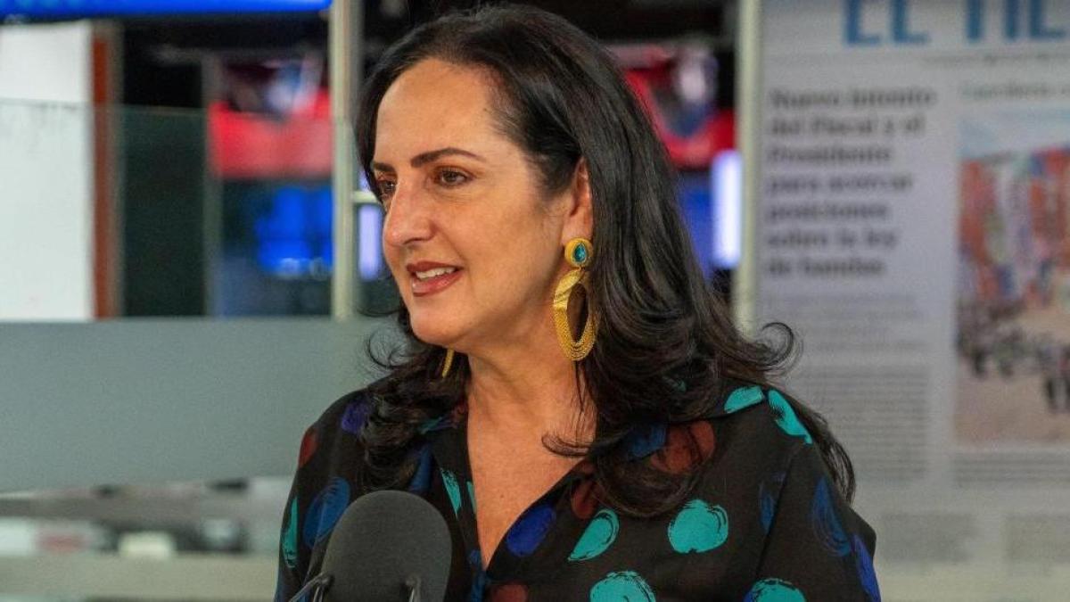 Senadora Cabal denunciará al presidente Petro ante Comisión de Acusaciones tras segunda carta de Álvaro Leyva