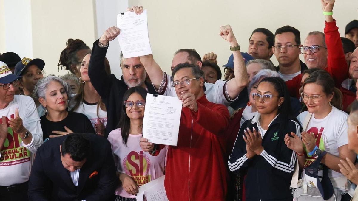 Descalificar al Congreso, la primera jugada del Gobierno en su campaña por la consulta: esto es lo que viene