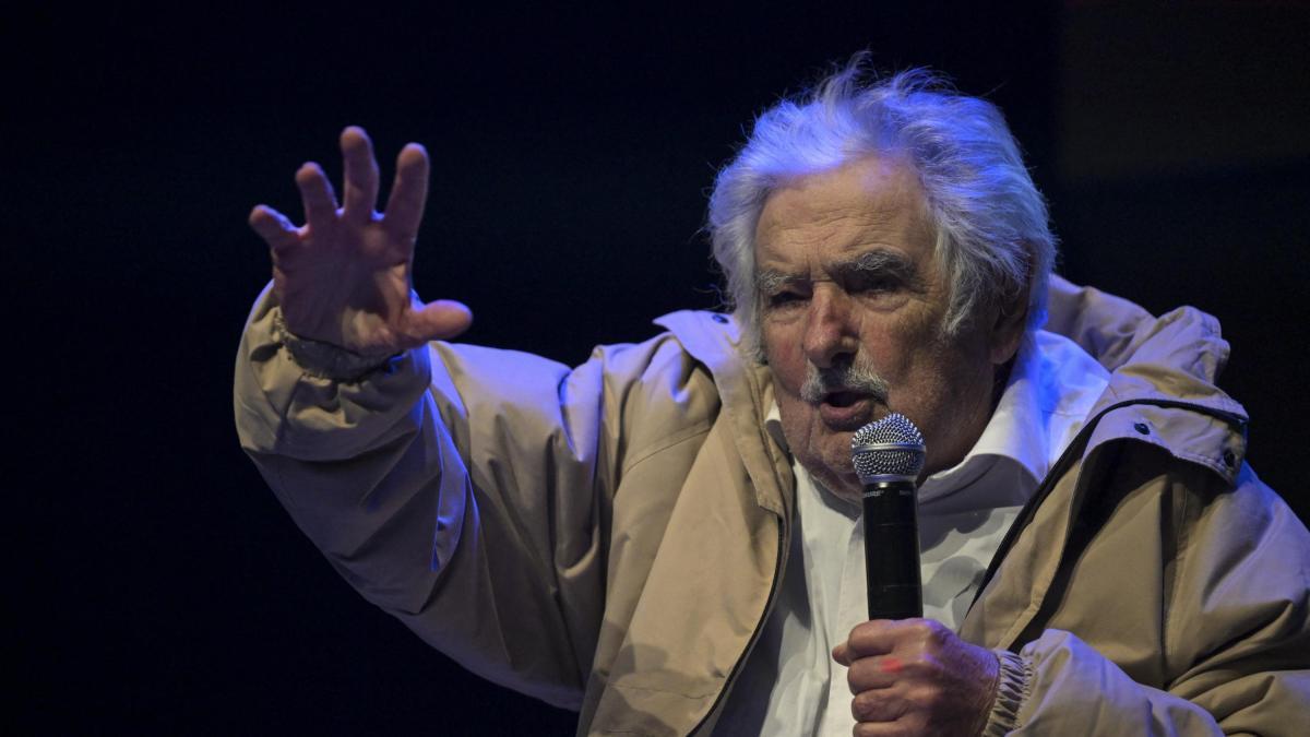 El mensaje del expresidente de Uruguay Jose 'Pepe' Mujica a Colombia: 'La paz no es rendición, es convivencia'
