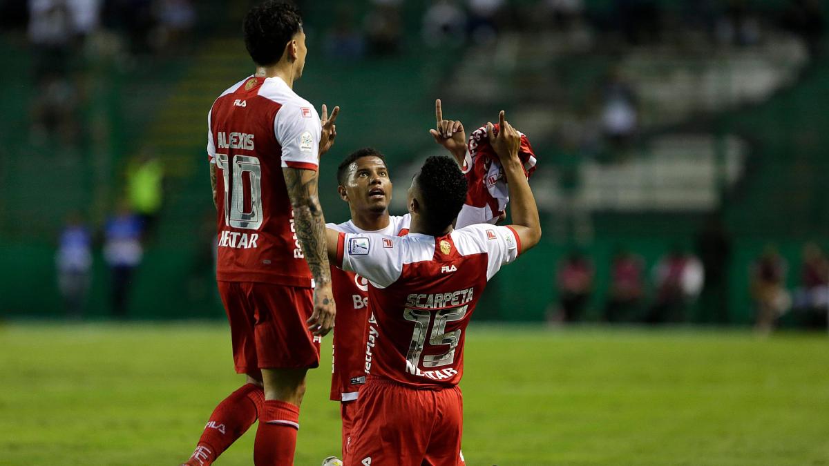 Santa Fe, a pagar una costosa deuda reciente contra Nacional: quiere revancha en los cuadrangulares de la Liga Publicado por EL TIEMPO.COM -Deportes