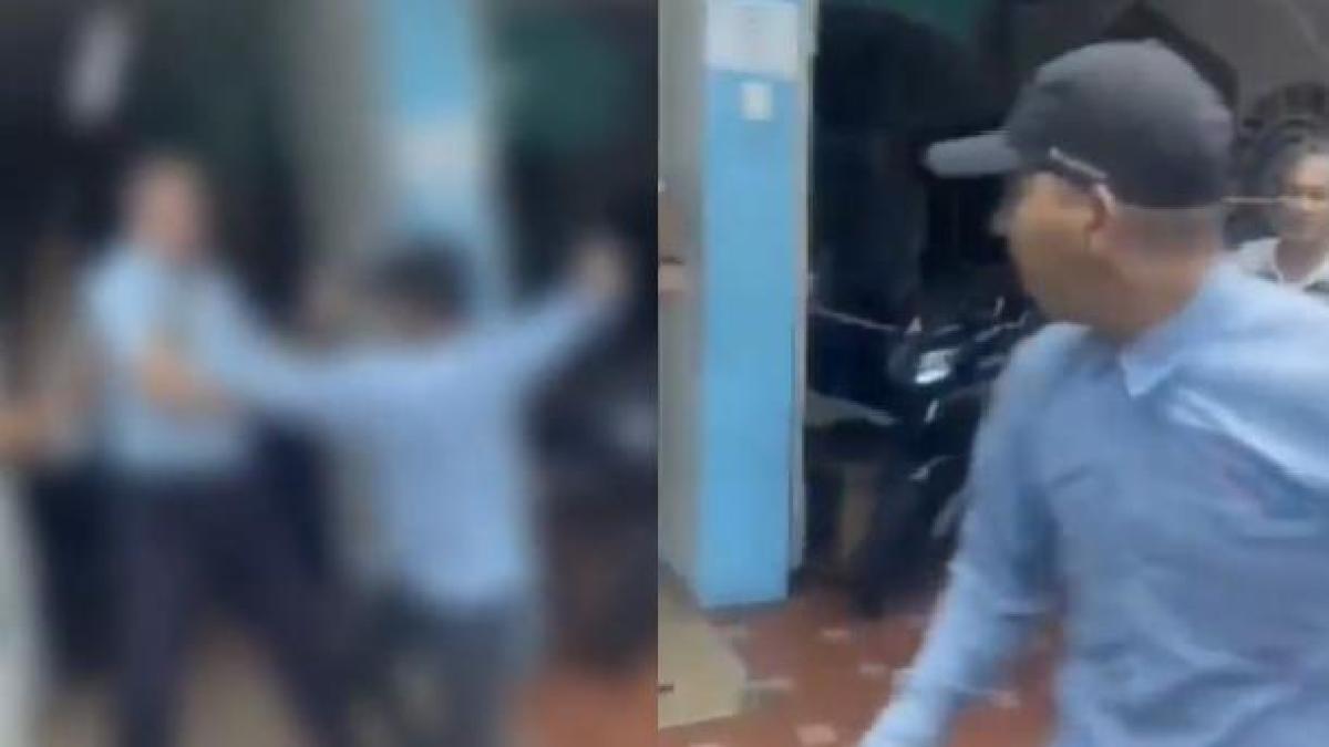 Video, hırsızın bucaramanga'da çantasını çalarak yaşlılara bıçakla nasıl şiddetle saldırdığını gösterir
