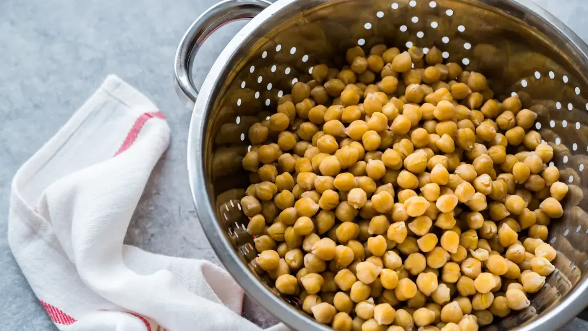 Los beneficios de incluir lentejas y guisantes en la alimentación diaria: ideas de cómo cocinarlos