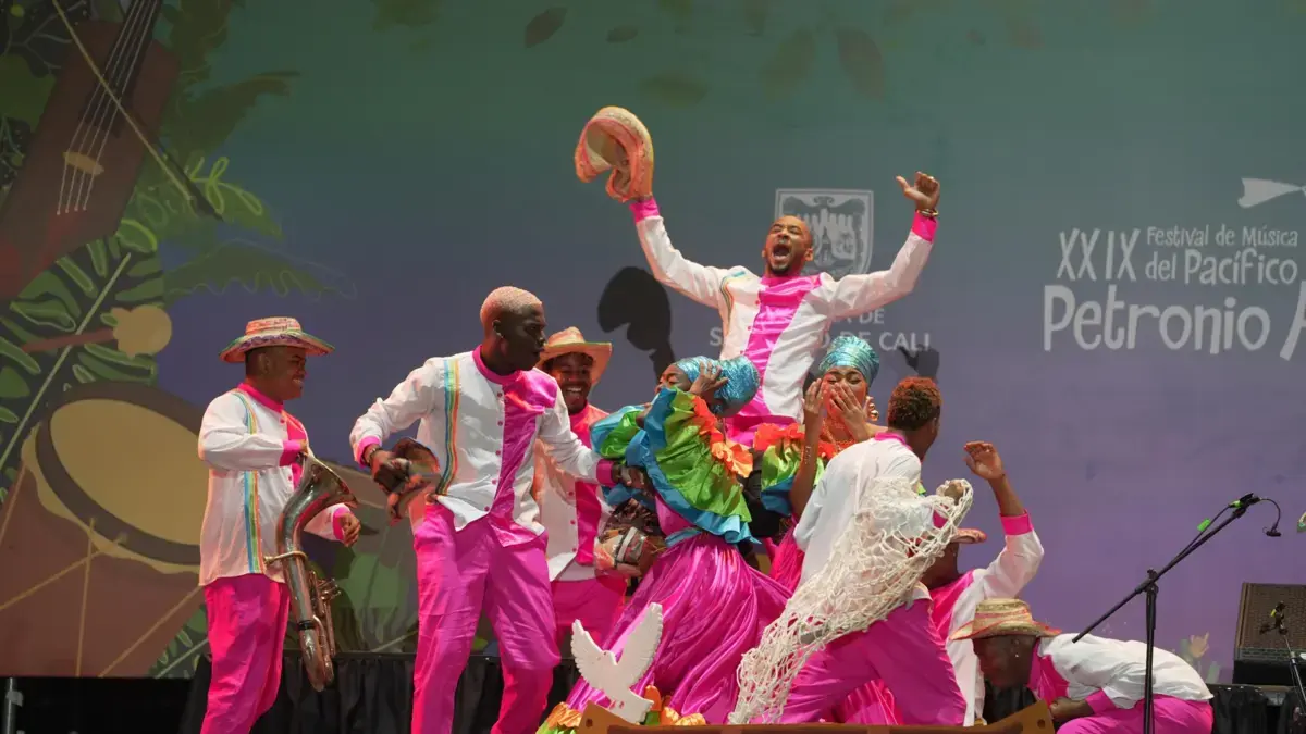 El Festival de Música del Pacífico Petronio Álvarez cerró con broche de oro: participaron 2.000 artistas; estos son los ganadores del Bombo Golpeador