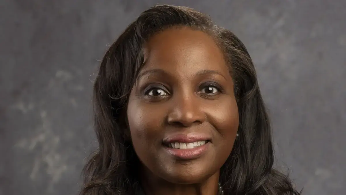 Lisa Cook zavrnila pritisk Donalda Trumpa in ne bo odstopila