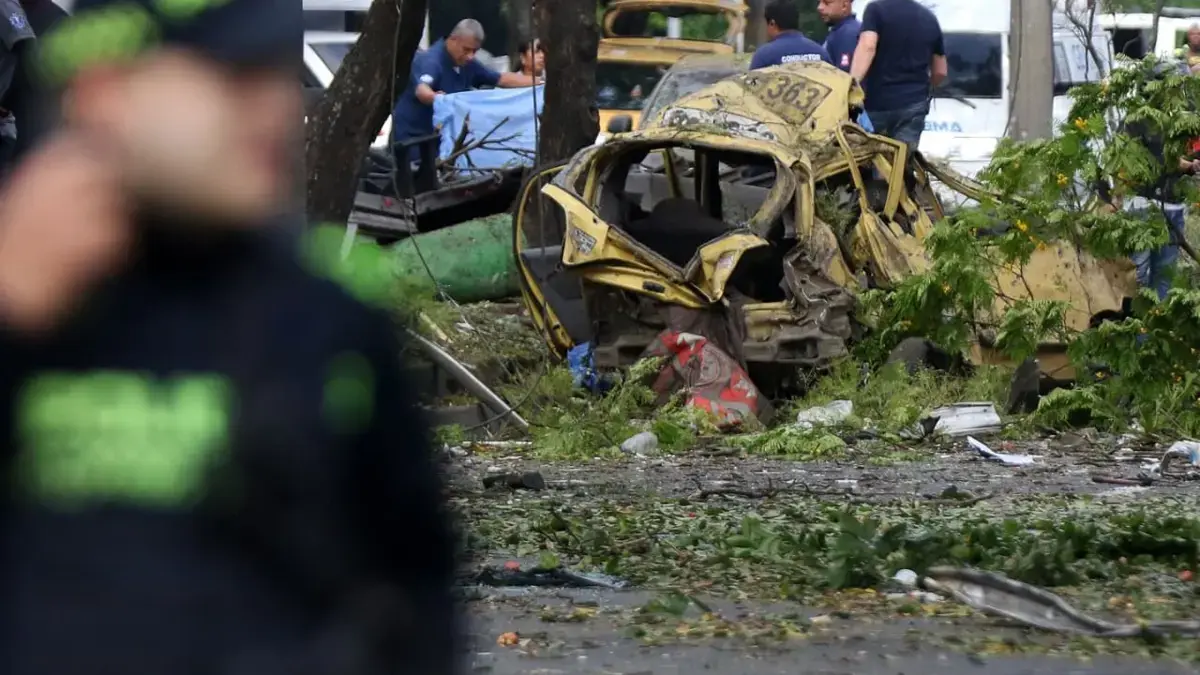 Atentado cerca de la Base Aérea de Cali | Último reporte arroja seis muertos y 85 heridos; tres personas siguen críticas en UCI de hospitales