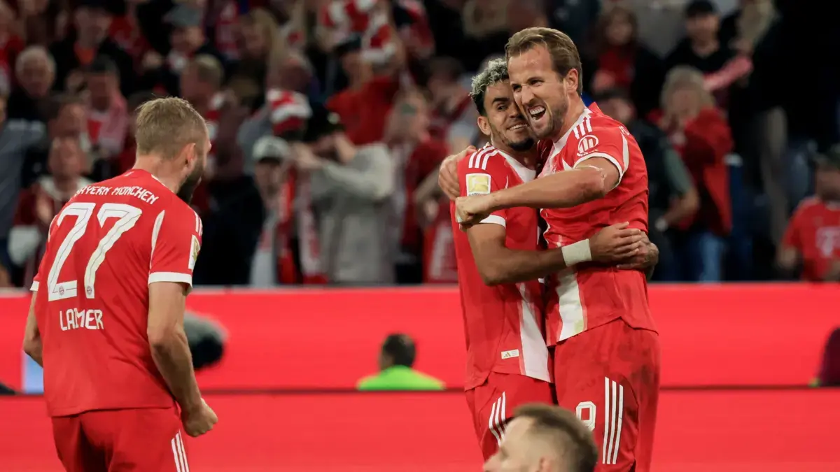 Video | Luis Díaz se sacude la sal: vea el golazo que marcó en el partido entre el Augsburgo y el Bayern Múnich