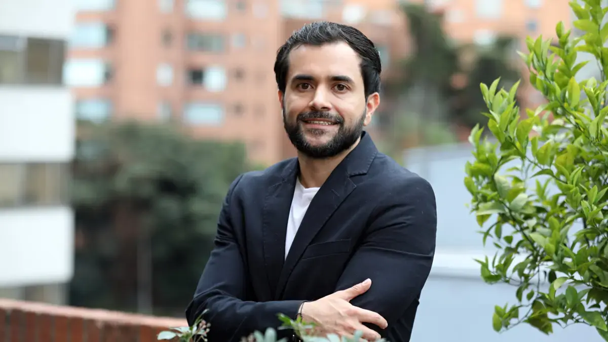 ‘El alzhéimer no se previene tomando vitaminas ni haciendo crucigramas’: Leonardo Bello, médico neurólogo