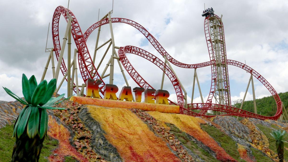 Un turista cayó de Kráter, atracción mecánica del Parque del Café