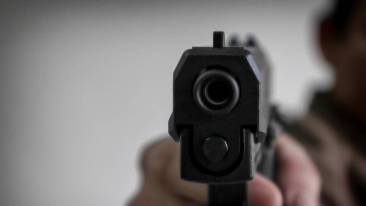 Conmoción en Florida: un niño de 2 años se disparó a sí mismo con un arma