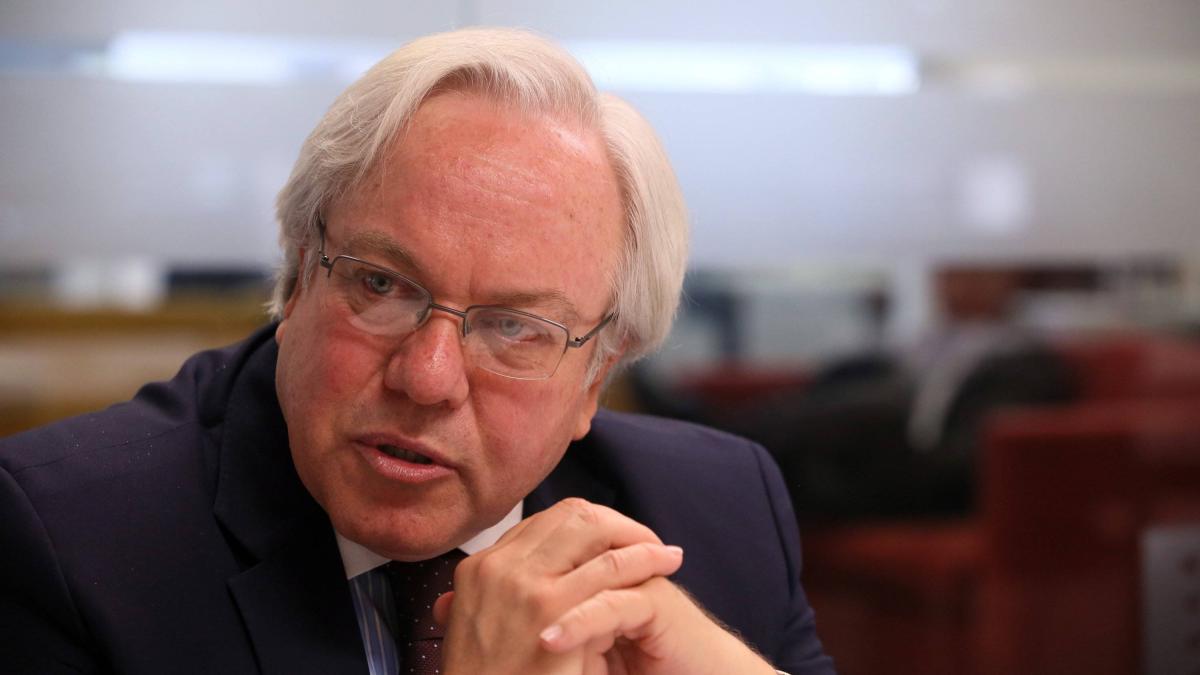 Julián Domínguez Rivera anuncia su retiro de Confecámaras y la Junta designa a Nicolás Botero-Páramo Gaviria como nuevo presidente