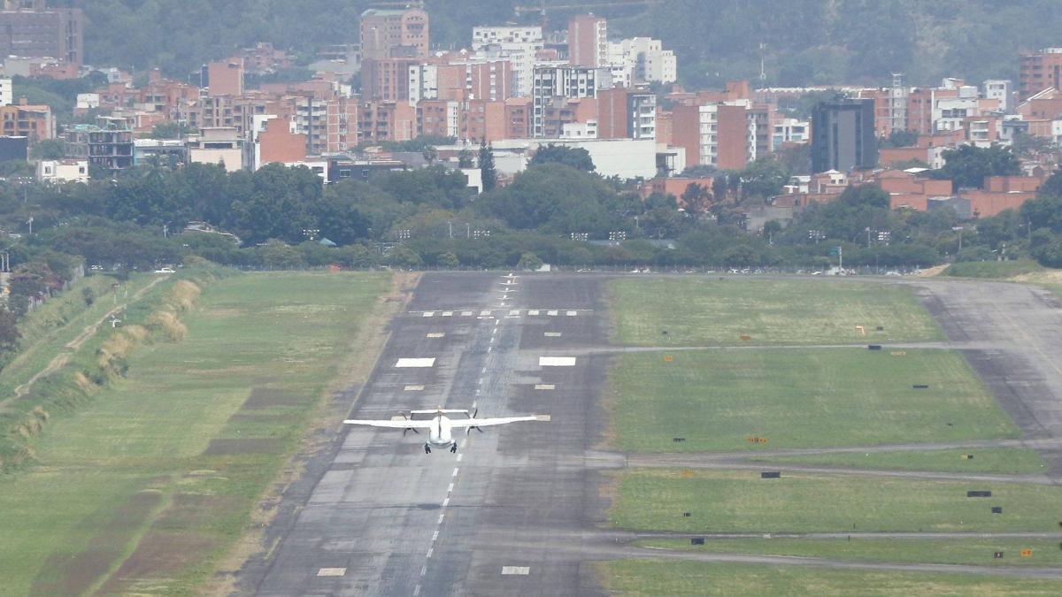 Medellín: 29 vuelos del aeropuerto Olaya Herrera afectados por mal clima