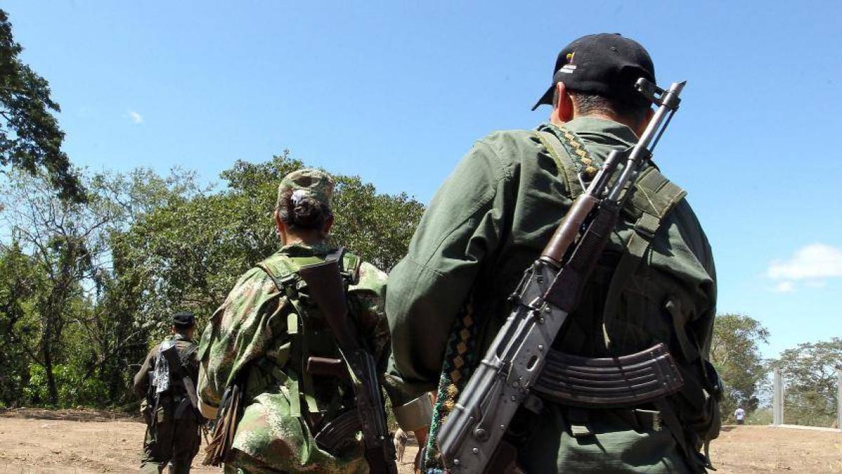 En video quedó registrado el último adiós que la comunidad le hizo a alias 'Vapor' en zona rural de El Patía, Cauca