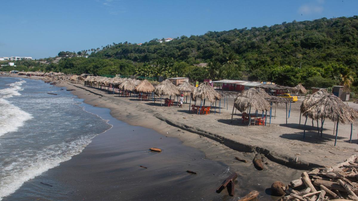 Investigación revela degradación alarmante de dunas en las playas del departamento del Atlántico