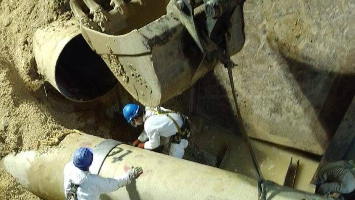 Pleno Jueves Santo y sin agua: rotura de tubería deja a varios barrios de Cartagena sin el preciado líquido