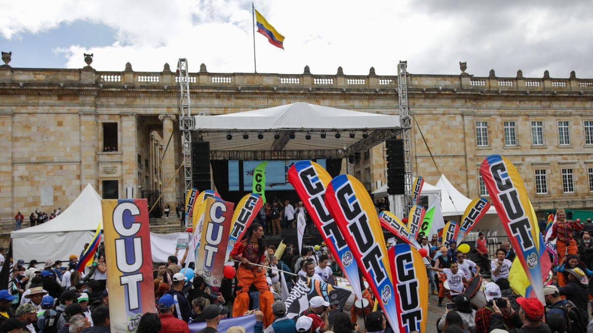 Fecode y la CUT confirman fecha para marchas en apoyo a reformas del Gobierno Petro