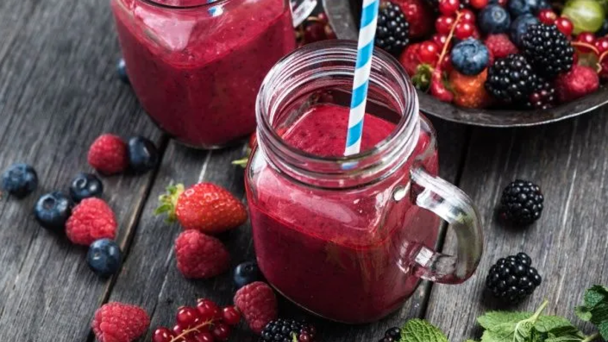 El batido con fresas y avena que le ayudará a aumentar masa muscular: así se prepara