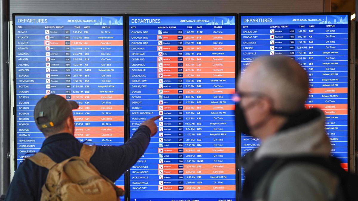 El aeropuerto de Florida donde 1 de cada 3 vuelos fueron demorados o cancelados en las fiestas