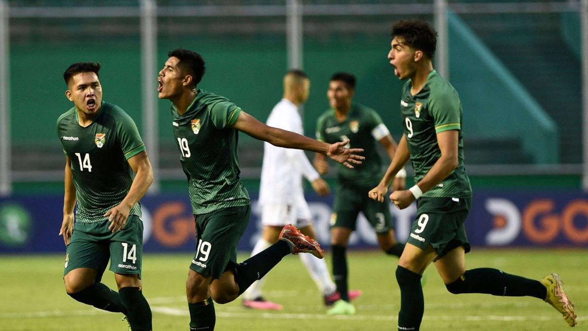 El desafío del técnico de Bolivia, Óscar Villegas, para el partido contra Colombia en la eliminatoria