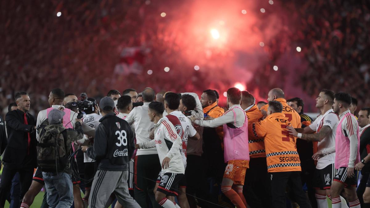 Pánico en Buenos Aires por evacuación del estadio de River Plate por una amenaza de bomba