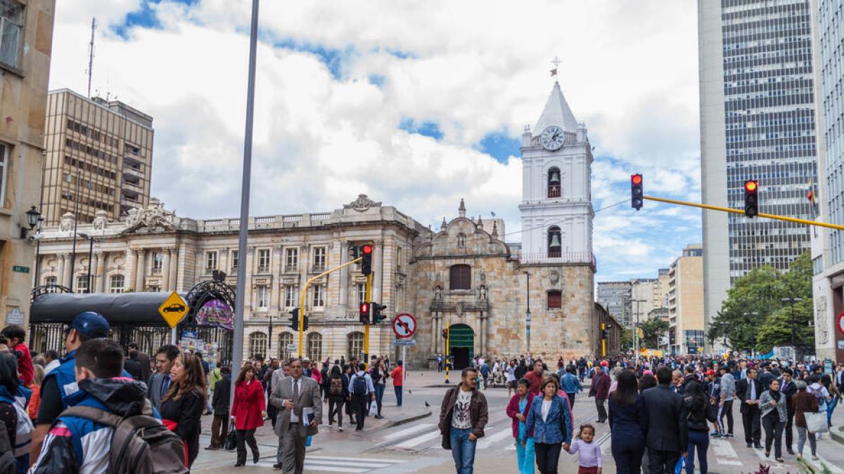 El desempleo en noviembre del 2024 en Colombia fue de 8,2 por ciento