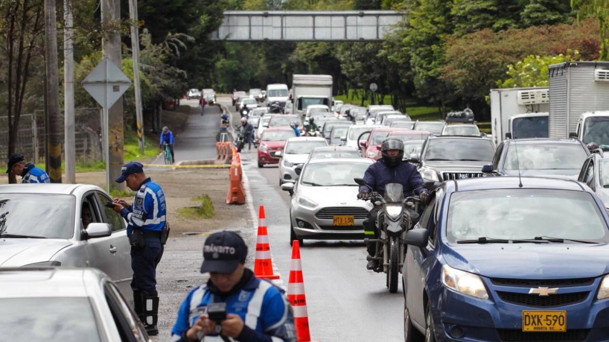 EN VIVO | Plan éxodo del puente festivo de la semana de receso en Bogotá: siga aquí la movilidad, trancones, accidentes y desvíos de este sábado 