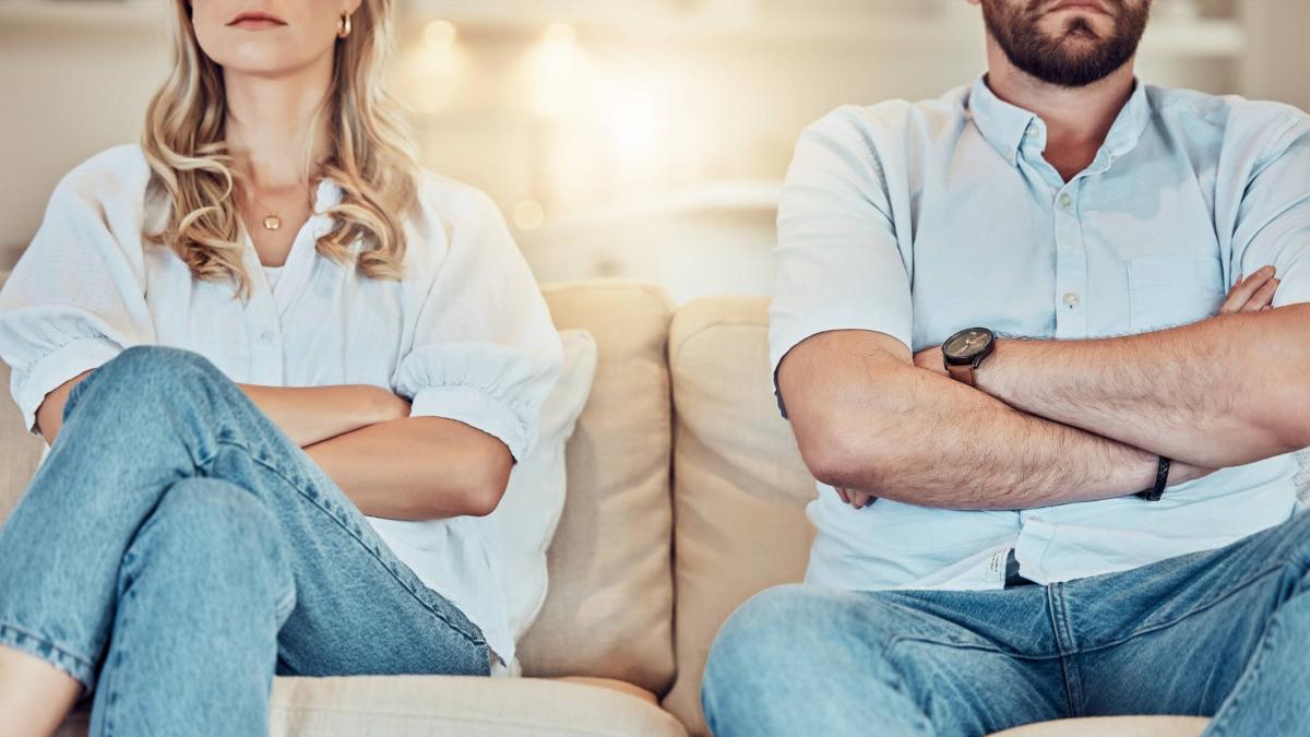 ¿Cómo evitar pelear con mi pareja por dinero? Psicólogo da la respuesta