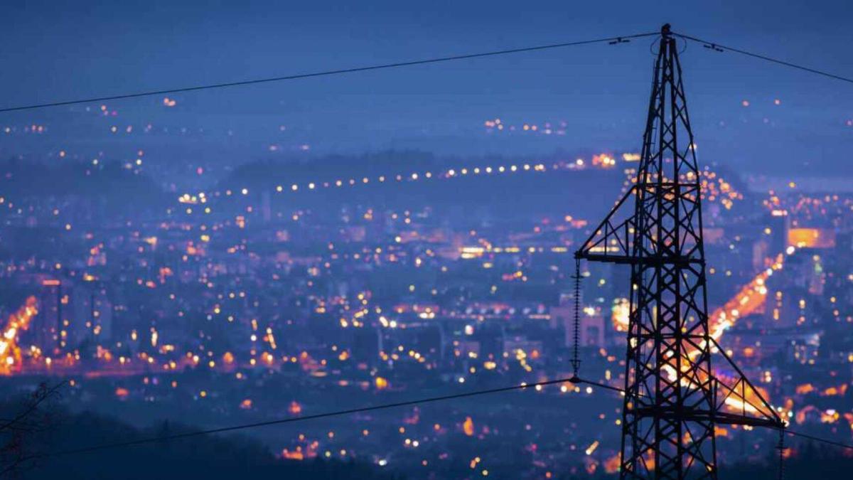 California: ¿quiénes pagarían US$24 más por electricidad a final de mes?