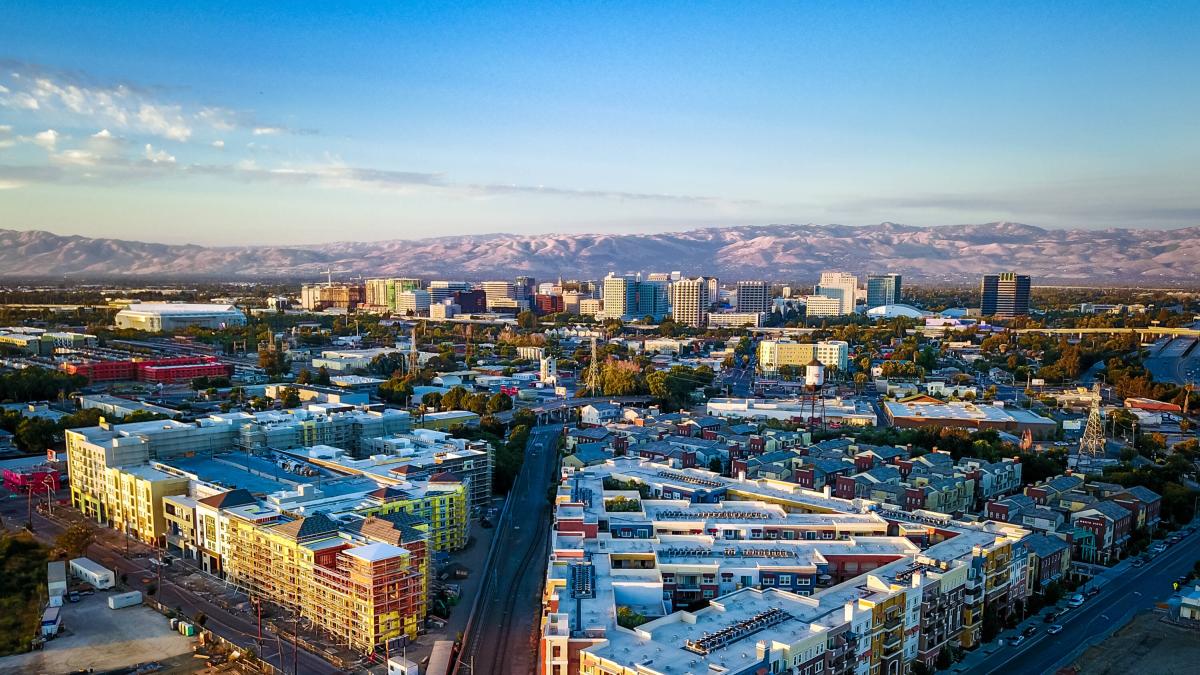 California: la ciudad con 31% de latinos dentro de las mejores para vivir en familia