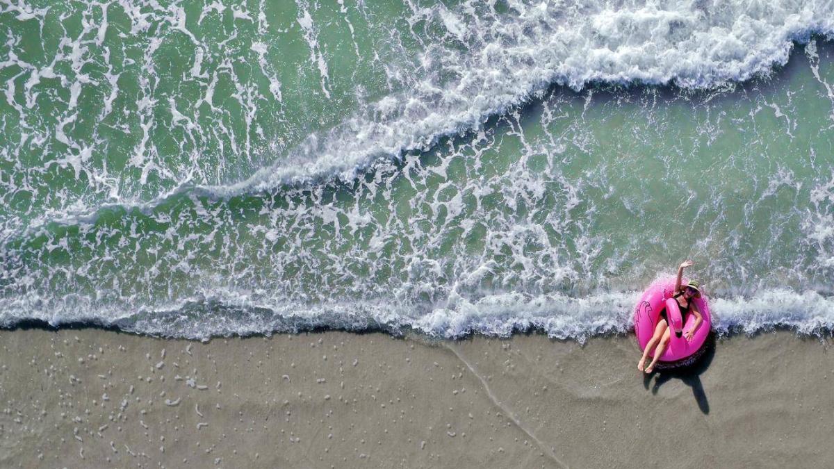 La playa de Estados Unidos con el agua más fría para este verano, según la IA
