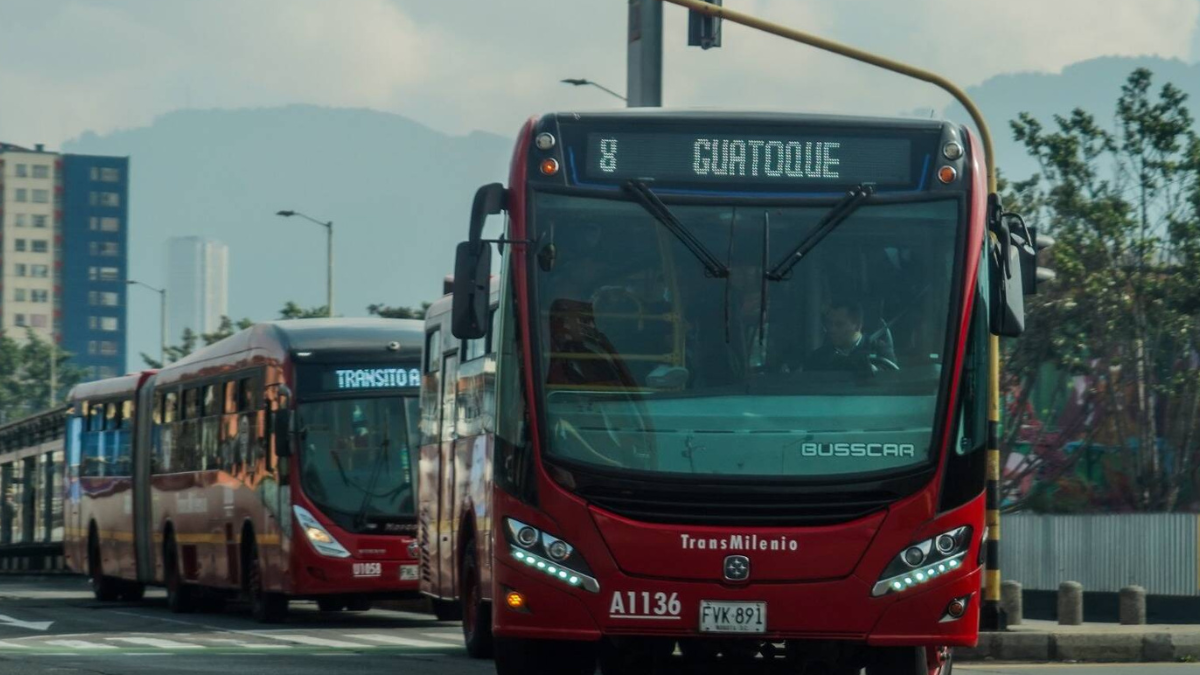 ¿Cuál es la multa por subir con bicicletas al Sitp y TransMilenio?