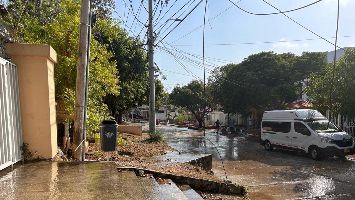 Emergencia por colapso de tubería deja sin agua a varios barrios de Barranquilla