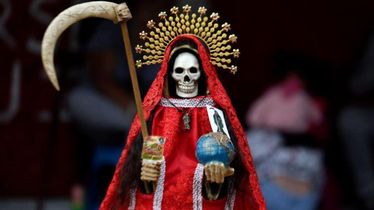 «Ofrecen banquetes de carne humana»: el papel que juega el canibalismo en los cultos religiosos del crimen organizado en México