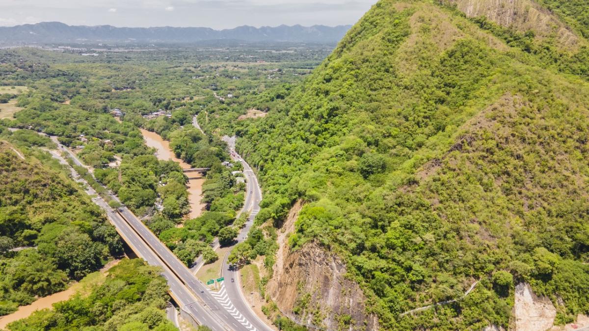 Obras del tercer carril de la Vía Bogotá – Girardot tienen avance del 45 %: ¿cuándo estarán terminadas?